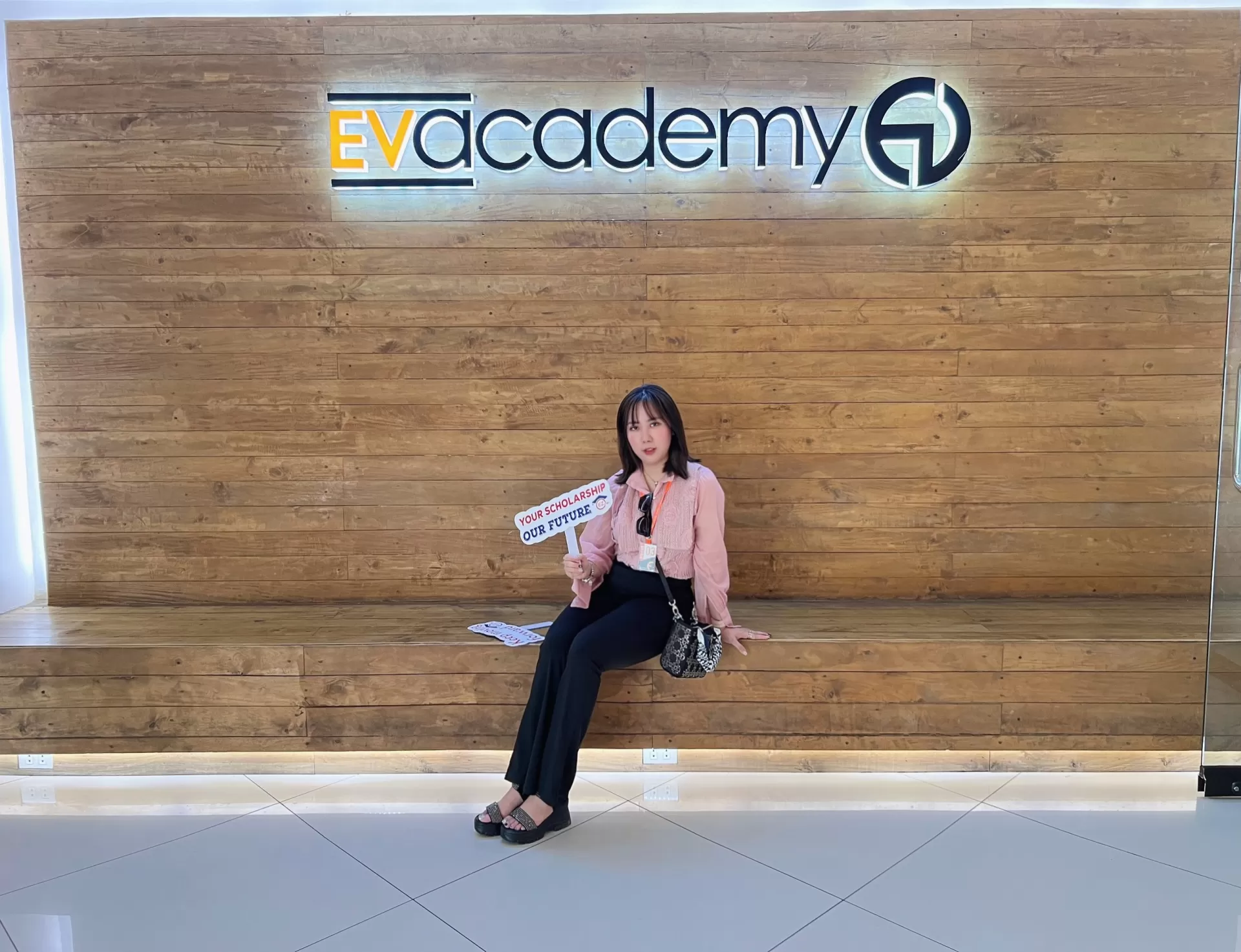 Khám phá trường EV Academy - Philippines