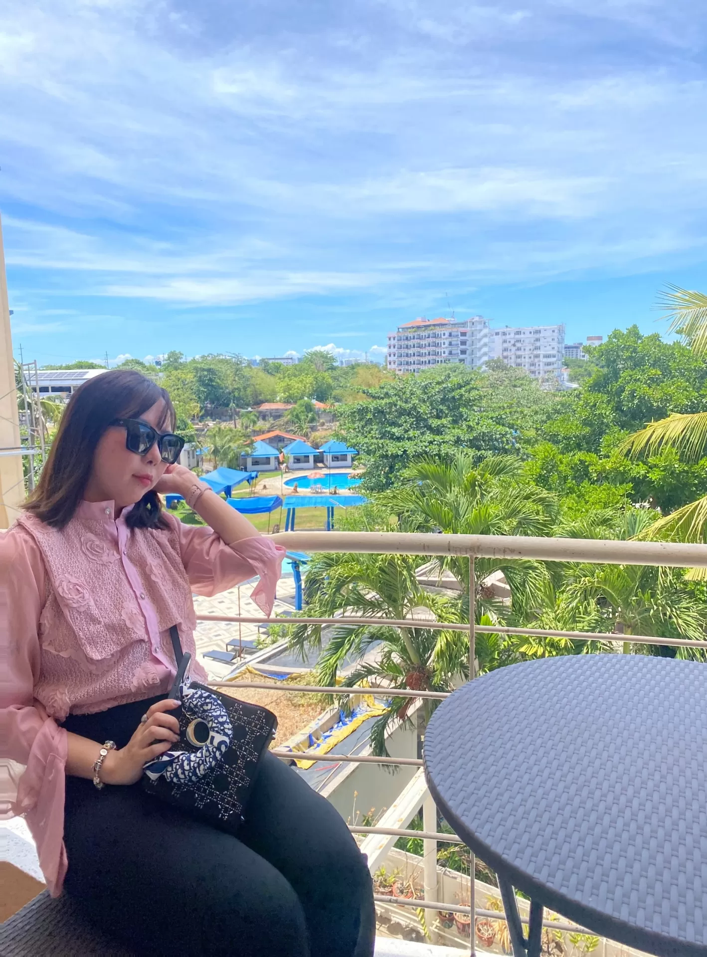 Dạo một vòng quanh trường ANH NGỮ GENIUS - học tiếng Anh và nghỉ dưỡng