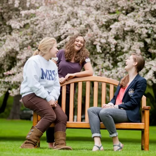 Miss Hall’s School – Trường nội trú nữ sinh danh tiếng ở Massachusetts